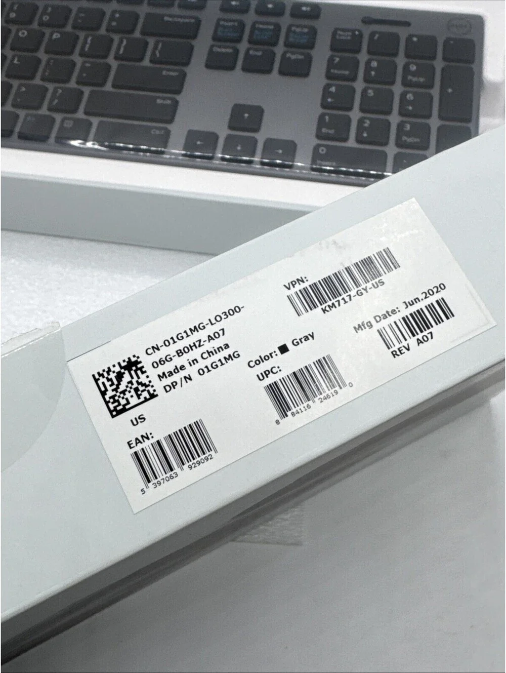 Dell Premier Wireless Brand New Keyboard ONLY- KM717 With Dongle